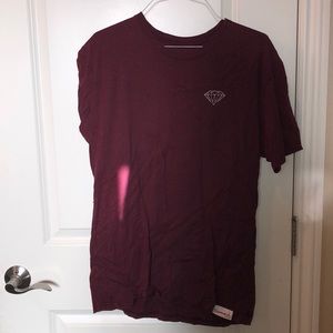♦️ Maroon diamond tee ♦️